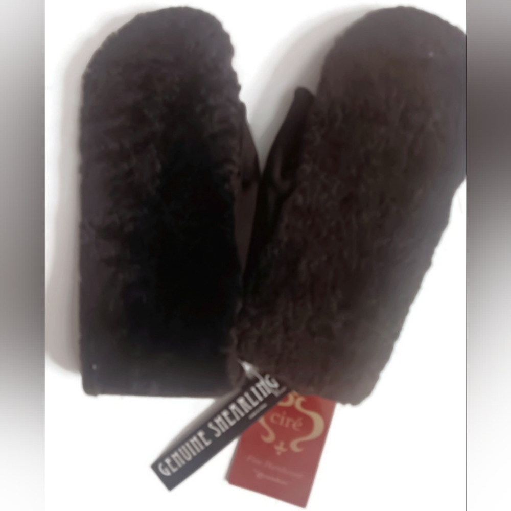 CIRE "BIGFOOT SHEARLING, WARM, INSULATED, MITTENS , BROWN, NWT